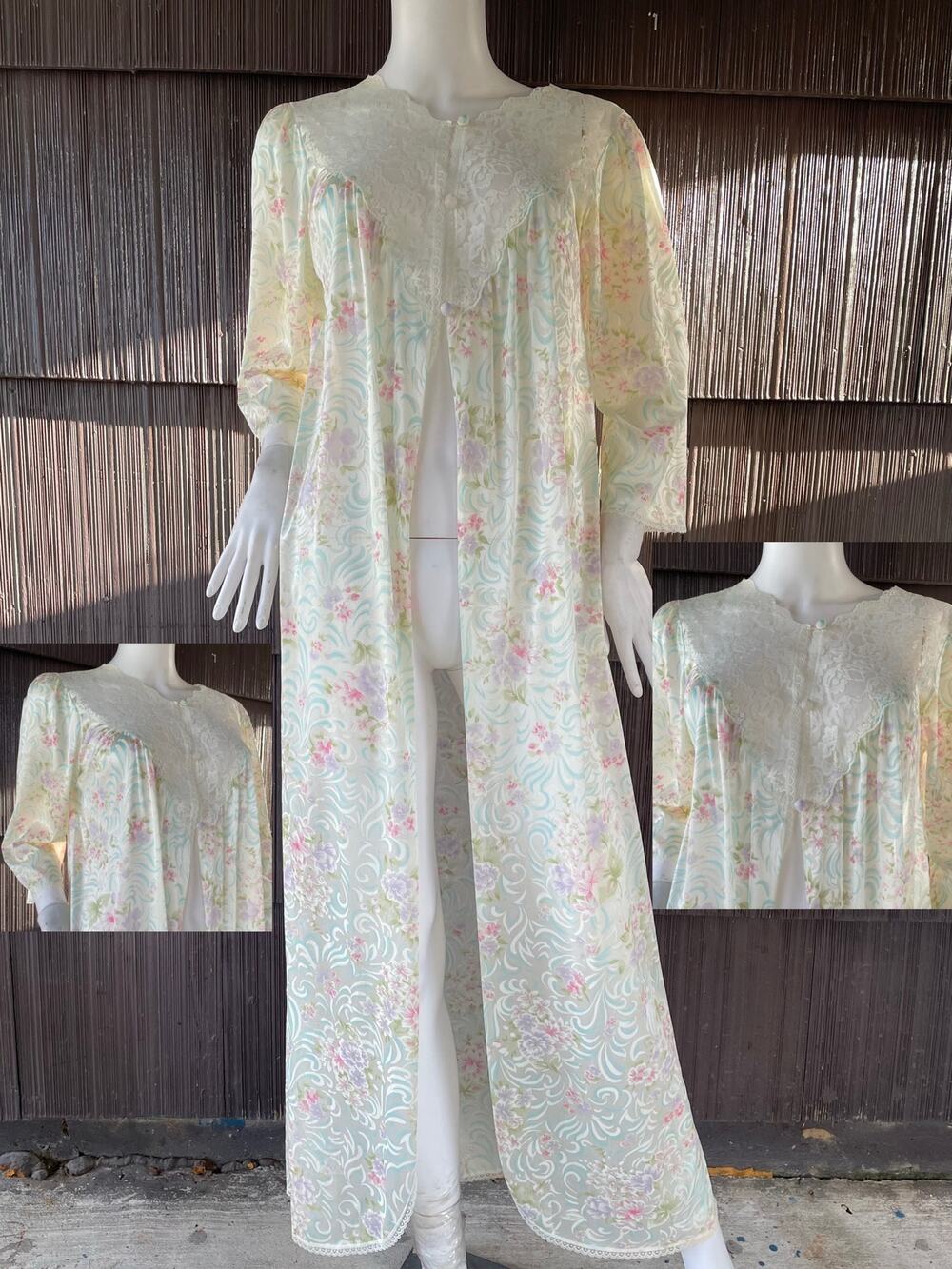 🔥Vintage USA Vassaretti Pastel Floral Romantic Gown Robe Cottage Peignoir SML
